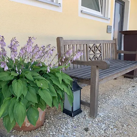 Businesswohnungen Haag, Neben Autobahn A7, Parkplaetze Vorhanden Lägenhet