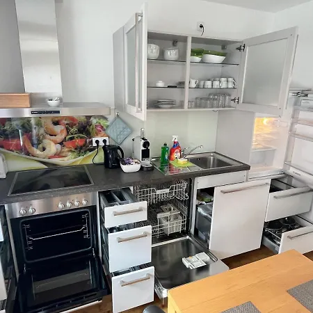 Business Comfort Wohnungen, Naehe A7, Balkon Oder Terrasse, Parkplatz Aalen